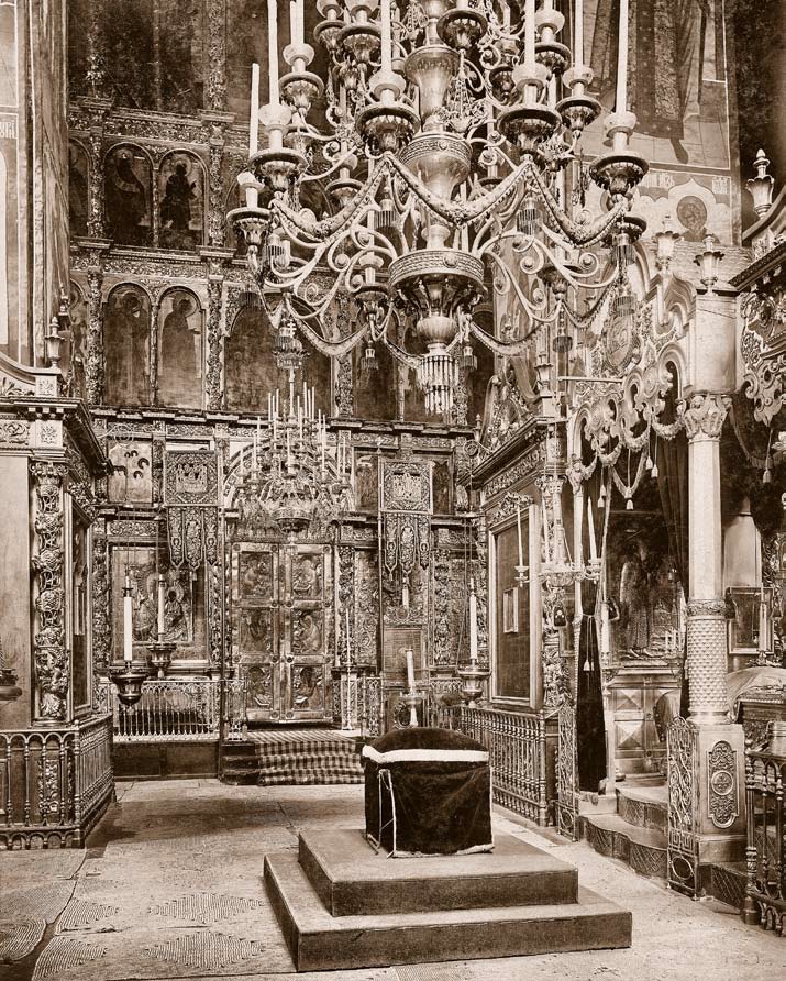 Интерьер Успенского собора на фото И. Ф. Барщевского, 1881